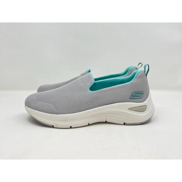 Skechers Go Walk Grey Low Top Slip-On Comfort Walking Shoes 56126 Women's Size 9 - Picture 1 of 9